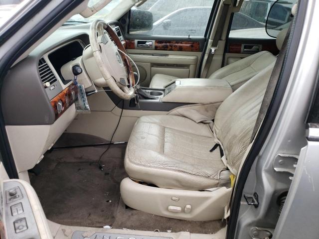 5LMFU28R84LJ02432 - 2004 LINCOLN NAVIGATOR ვერცხლისფერი ფოტო 7