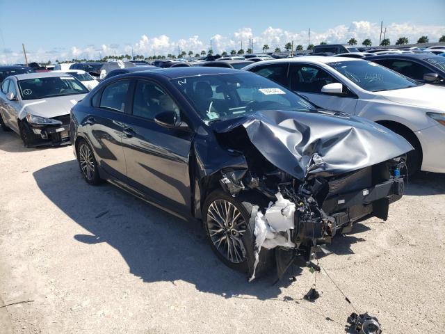 3KPF54AD6NE444891 - 2022 KIA FORTE GT LINE GRAY photo 4