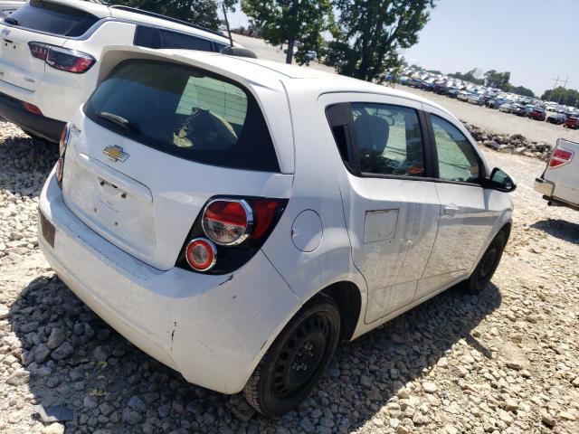 1G1JA6SH0F4207621 - 2015 CHEVROLET SONIC LS თეთრი ფოტო 3