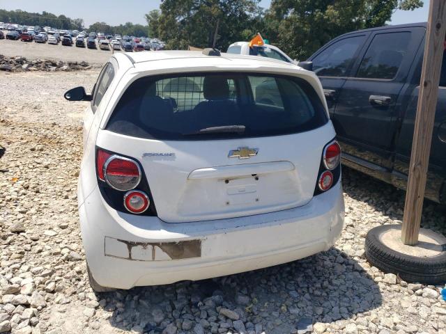 1G1JA6SH0F4207621 - 2015 CHEVROLET SONIC LS თეთრი ფოტო 6