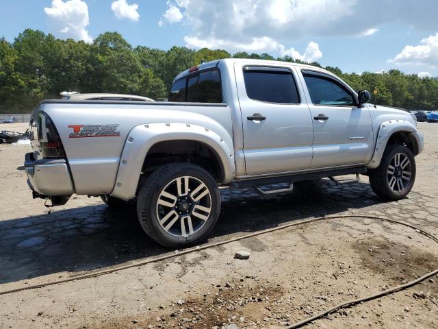 5TFJU4GN7CX023627 - 2012 TOYOTA TACOMA DOUBLE CAB PRERUNNER SILVER photo 3