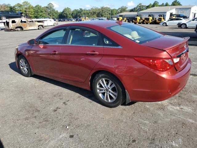 5NPEB4AC5DH688845 - 2013 HYUNDAI SONATA GLS MAROON photo 2