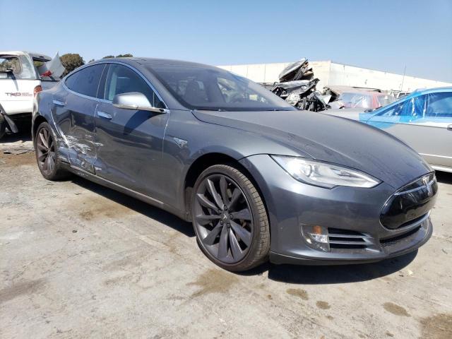 5YJSA1CP0DFP07014 - 2013 TESLA MODEL S ნაცრისფერი ფოტო 4