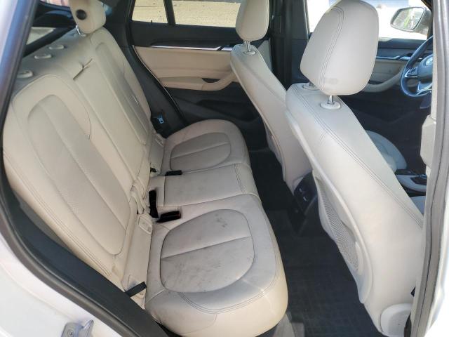 WBXHT3C31GP885153 - 2016 BMW X1 XDRIVE28I WHITE photo 11