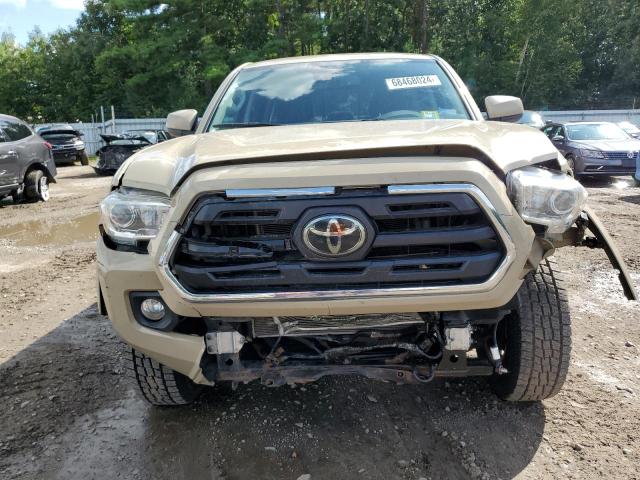 3TMCZ5AN9JM132523 - 2018 TOYOTA TACOMA DOUBLE CAB TAN photo 5