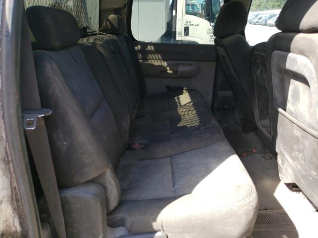 1GC4KZC80BF102741 - 2011 CHEVROLET SILVERADO K3500 WHITE photo 10