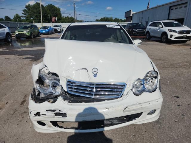 WDBRF54H97A921624 - 2007 MERCEDES-BENZ C 280 WHITE photo 9