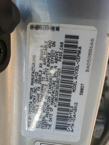 4T1BE32K92U607225 - 2002 TOYOTA CAMRY LE 银色 照片 12