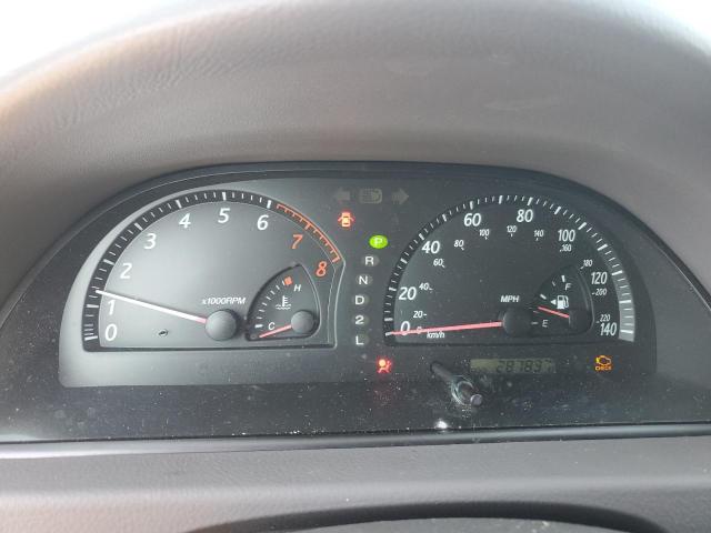 4T1BE32K92U607225 - 2002 TOYOTA CAMRY LE 银色 照片 9