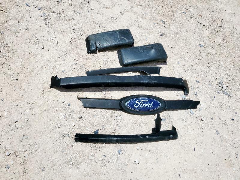 5XYRH4JF4RG284413 - 2024 KIA SORENTO EX წითელი ფოტო 13