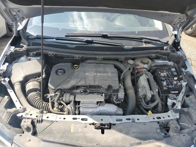 1G1BC5SMXJ7112254 - 2018 CHEVROLET CRUZE LS Srebrny zdjęcie 11