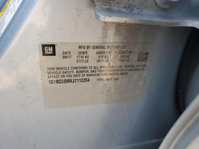 1G1BC5SMXJ7112254 - 2018 CHEVROLET CRUZE LS Srebrny zdjęcie 12