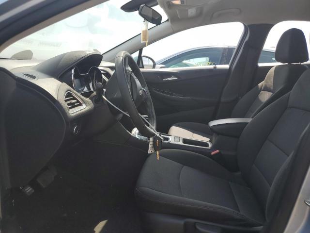 1G1BC5SMXJ7112254 - 2018 CHEVROLET CRUZE LS Srebrny zdjęcie 7