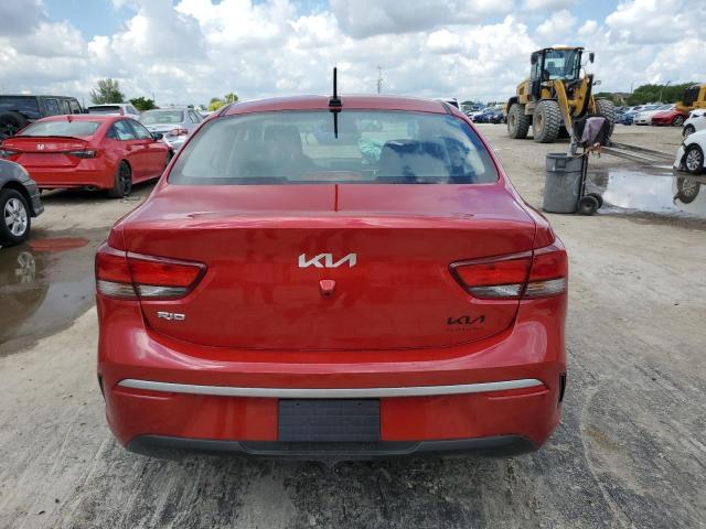 3KPA24AD1PE520328 - 2023 KIA RIO LX RED photo 6