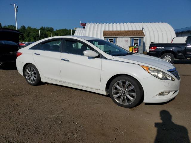 5NPEC4AC5DH532169 - 2013 HYUNDAI SONATA SE WHITE photo 4