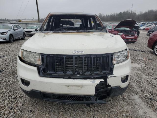 1J4RR4GG0BC581258 - 2011 JEEP GRAND CHER LAREDO WHITE photo 5