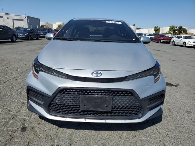 JTDS4MCE3N3511140 - 2022 TOYOTA COROLLA SE ვერცხლისფერი ფოტო 5