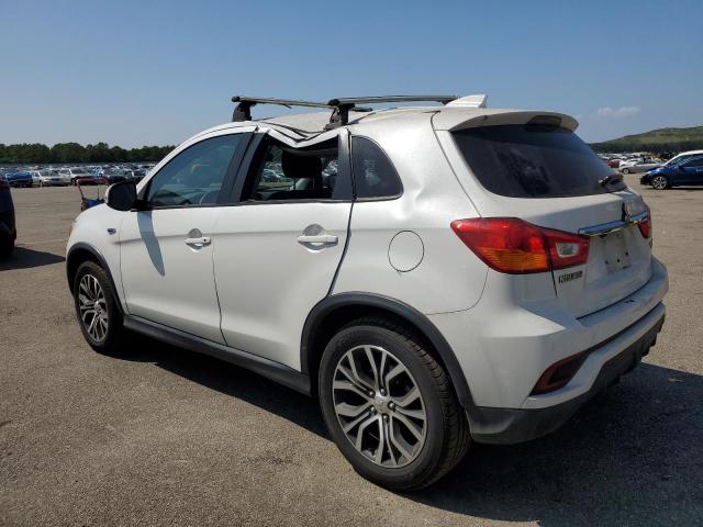 JA4AP3AU1JU023312 - 2018 MITSUBISHI OUTLANDER SPORT ES WHITE photo 2