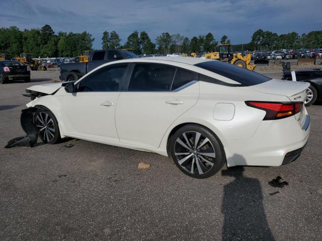 1N4BL4CV1KC130343 - 2019 NISSAN ALTIMA SR WHITE photo 2