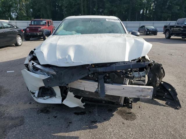 1N4BL4CV1KC130343 - 2019 NISSAN ALTIMA SR WHITE photo 5