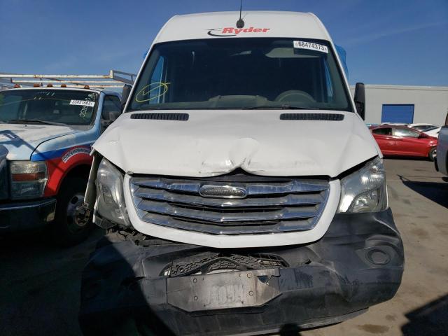 WDYPE8CDXHP534806 - 2017 FREIGHTLINER SPRINTER 2500 WHITE photo 5