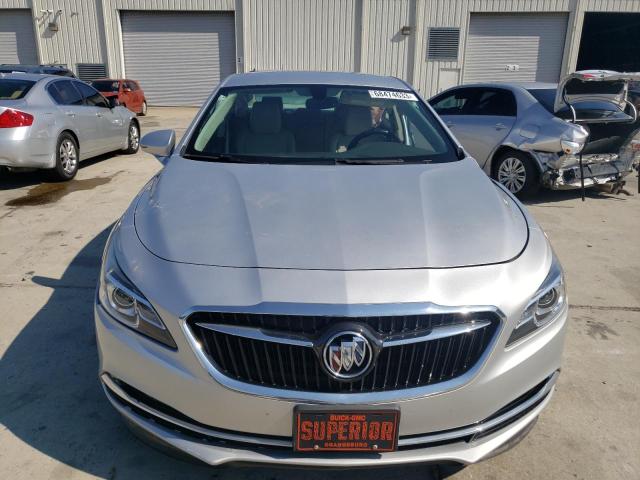 1G4ZN5SS7HU195213 - 2017 BUICK LACROSSE PREFERRED SILVER photo 5