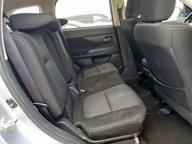 JA4AD3A38GZ055962 - 2016 MITSUBISHI OUTLANDER SE ნაცრისფერი ფოტო 11