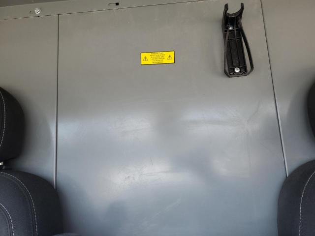 3C6TRVDGXJE156523 - 2018 RAM PROMASTER 2500 HIGH WHITE photo 10