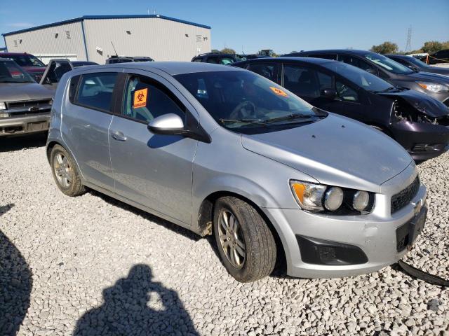 1G1JB6SH7C4133512 - 2012 CHEVROLET SONIC LS ვერცხლისფერი ფოტო 4