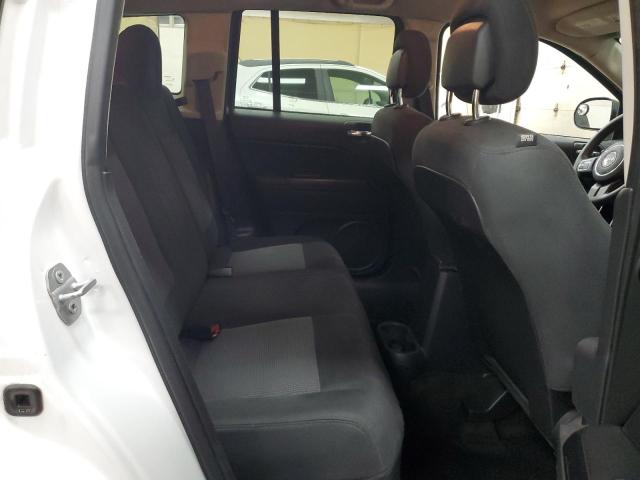 1C4NJCBA4GD641410 - 2016 JEEP COMPASS SPORT WHITE photo 11