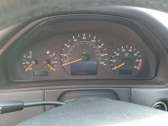 WDBJF82J2YX038466 - 2000 MERCEDES-BENZ E 320 4MATIC BLACK photo 9