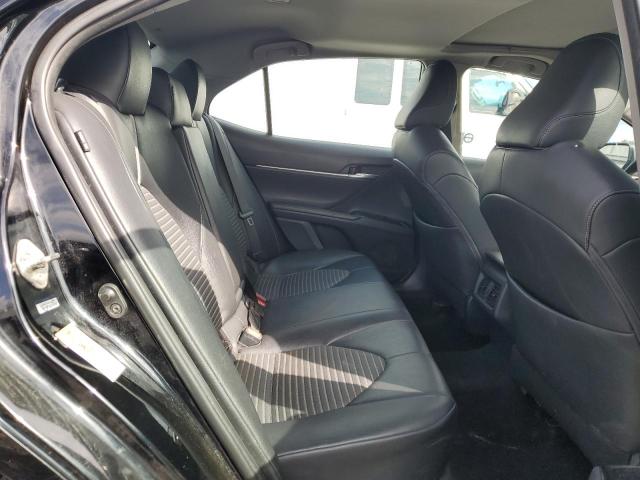 4T1B11HK2JU004459 - 2018 TOYOTA CAMRY L BLACK photo 10