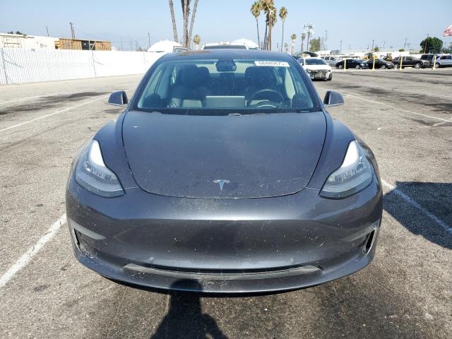5YJ3E1EA8KF324310 - 2019 TESLA MODEL 3 ნაცრისფერი ფოტო 5
