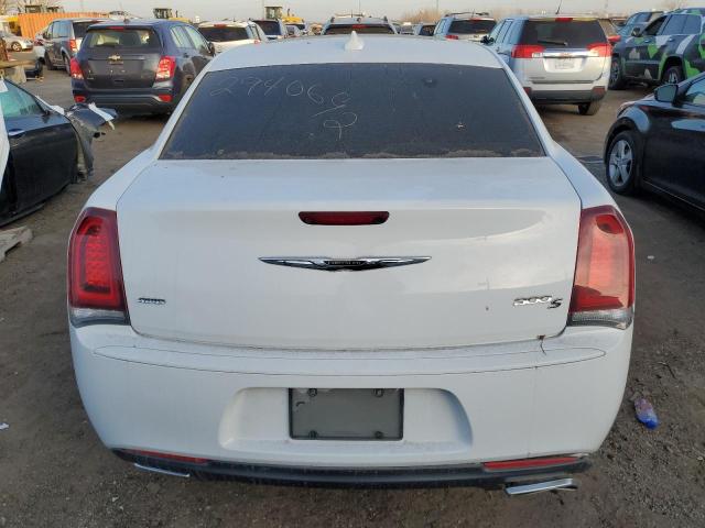 2C3CCAGG6FH860281 - 2015 CHRYSLER 300 S WHITE photo 6