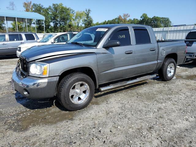 1D7HE48N35S326081 - 2005 DODGE DAKOTA QUAD SLT GRAY photo 1