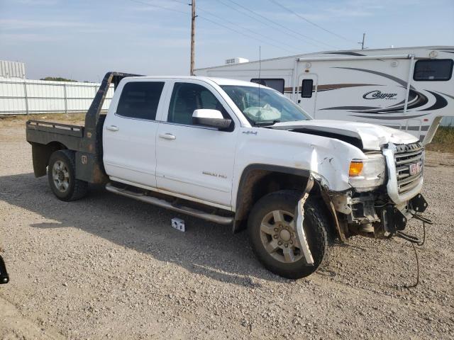 1GT12SEG1GF134135 - 2016 GMC SIERRA K2500 SLE WHITE photo 4