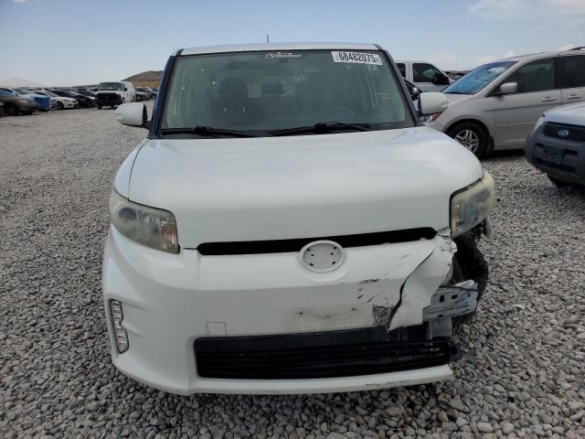 JTLZE4FE8EJ058270 - 2014 TOYOTA SCION XB WHITE photo 5