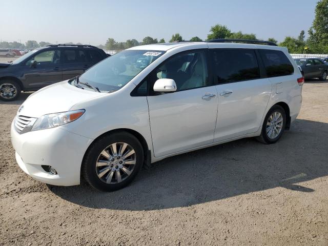 2013 TOYOTA SIENNA XLE, 
