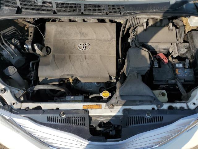 5TDDK3DC9DS051226 - 2013 TOYOTA SIENNA XLE WHITE photo 12