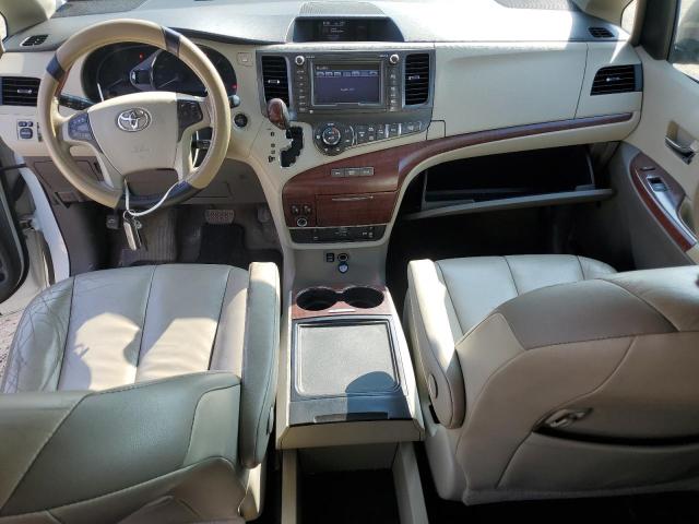 5TDDK3DC9DS051226 - 2013 TOYOTA SIENNA XLE WHITE photo 8