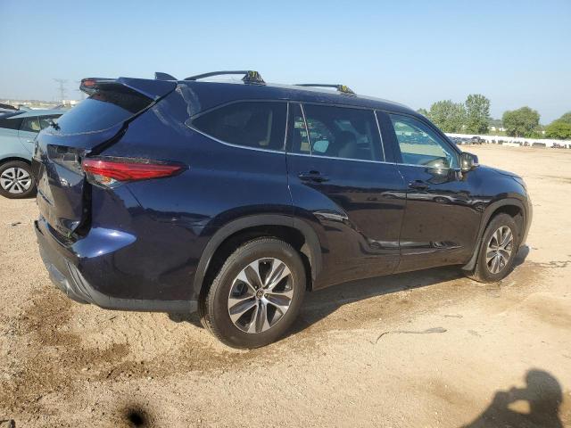 5TDGZRBH7NS595820 - 2022 TOYOTA HIGHLANDER XLE Niebieski zdjęcie 3