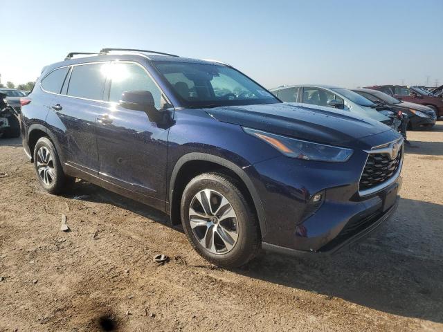 5TDGZRBH7NS595820 - 2022 TOYOTA HIGHLANDER XLE Niebieski zdjęcie 4