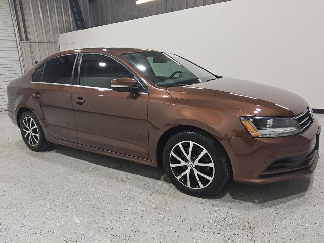 3VWDB7AJ3HM324108 - 2017 VOLKSWAGEN JETTA SE BROWN photo 4