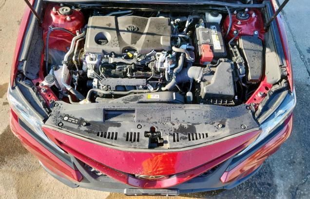 4T1B11HK4JU667791 - 2018 TOYOTA CAMRY L 勃艮第红 照片 11