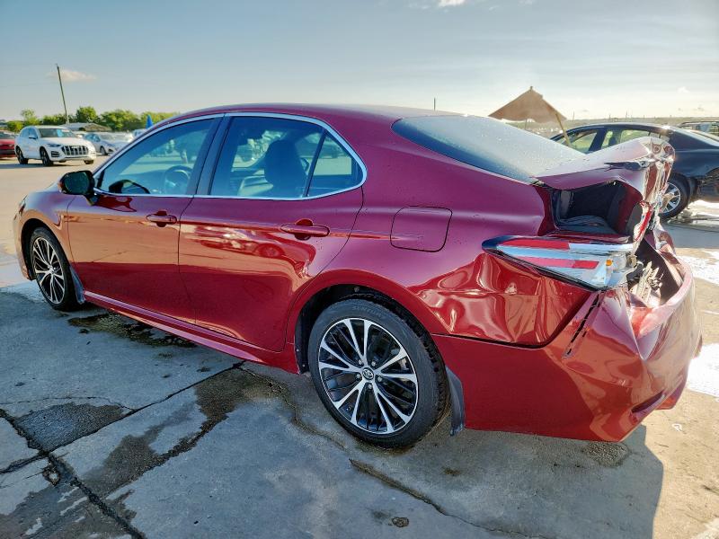 4T1B11HK4JU667791 - 2018 TOYOTA CAMRY L 勃艮第红 照片 2