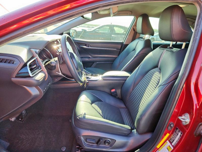 4T1B11HK4JU667791 - 2018 TOYOTA CAMRY L 勃艮第红 照片 7