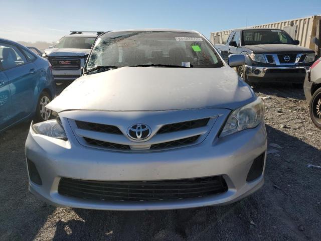 2T1BU4EE9CC907610 - 2012 TOYOTA COROLLA BASE SILVER photo 5