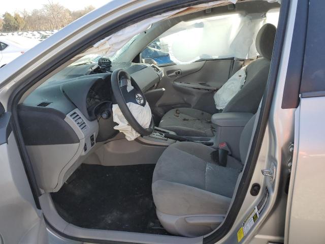 2T1BU4EE9CC907610 - 2012 TOYOTA COROLLA BASE SILVER photo 7
