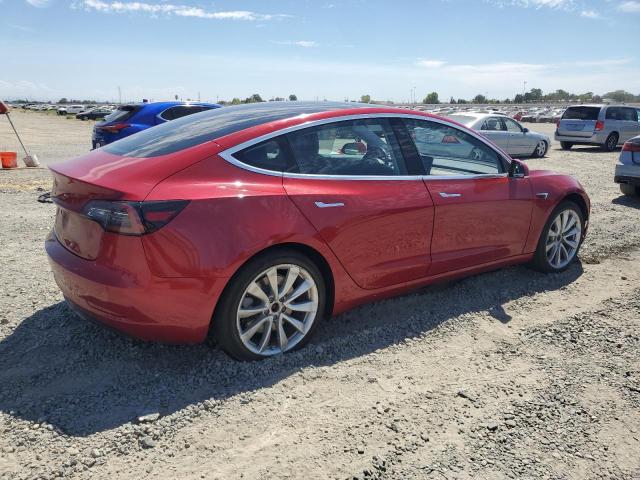 5YJ3E1EAXJF004646 - 2018 TESLA MODEL 3 RED photo 3