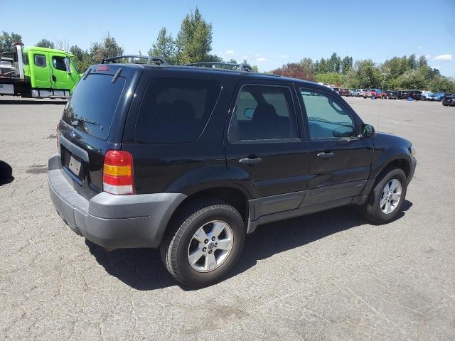 1FMYU03125DA06924 - 2005 FORD ESCAPE XLT BLACK photo 3